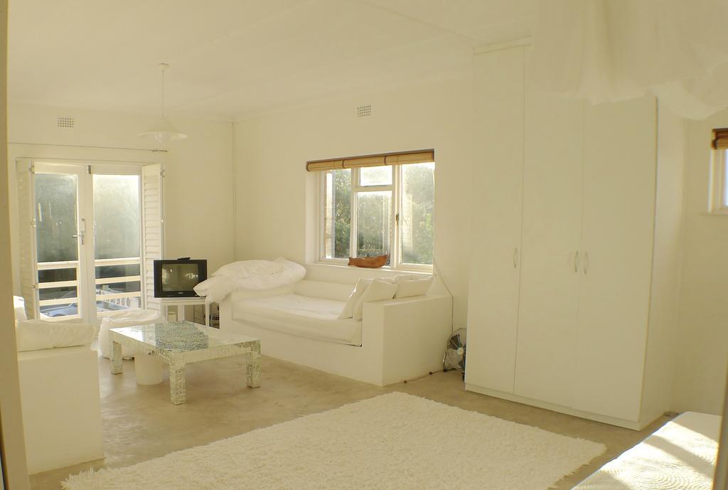 Bamboo Beach Seaside House Hotel Hermanus Exterior foto